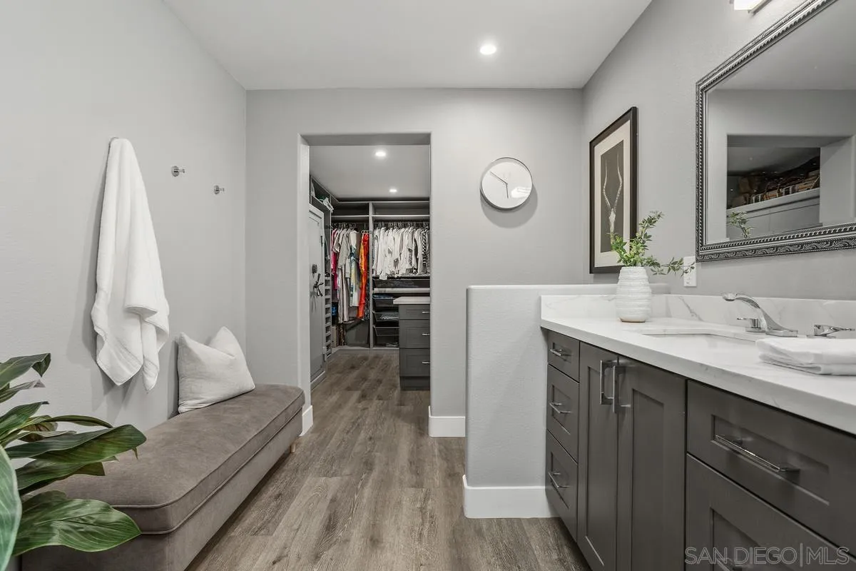 https://cdn.realtyfeed.com/cdn/127/250037616/673c87e8243fbbe342f744c6c2f7c92e.webp