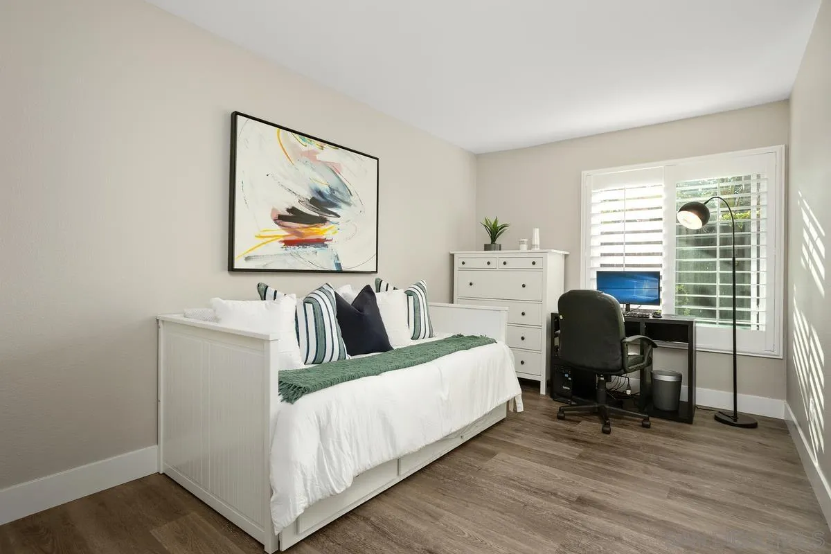 https://cdn.realtyfeed.com/cdn/127/250037616/9d38f9fbfdfd6d52fd52f9ffa5d649a7.webp