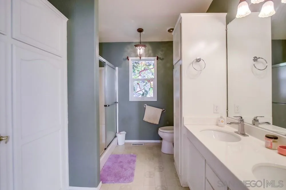 https://cdn.realtyfeed.com/cdn/127/250037617/48d64f2e364c343a9bc56172d4a91548.webp