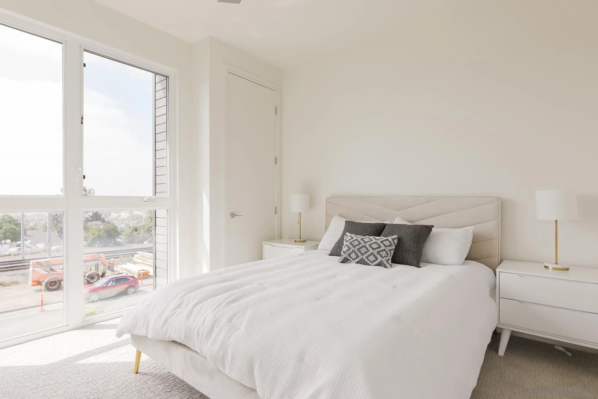 https://cdn.realtyfeed.com/cdn/127/250037618/276dbe8b9d6f17e9d70d7592169f70f2.webp