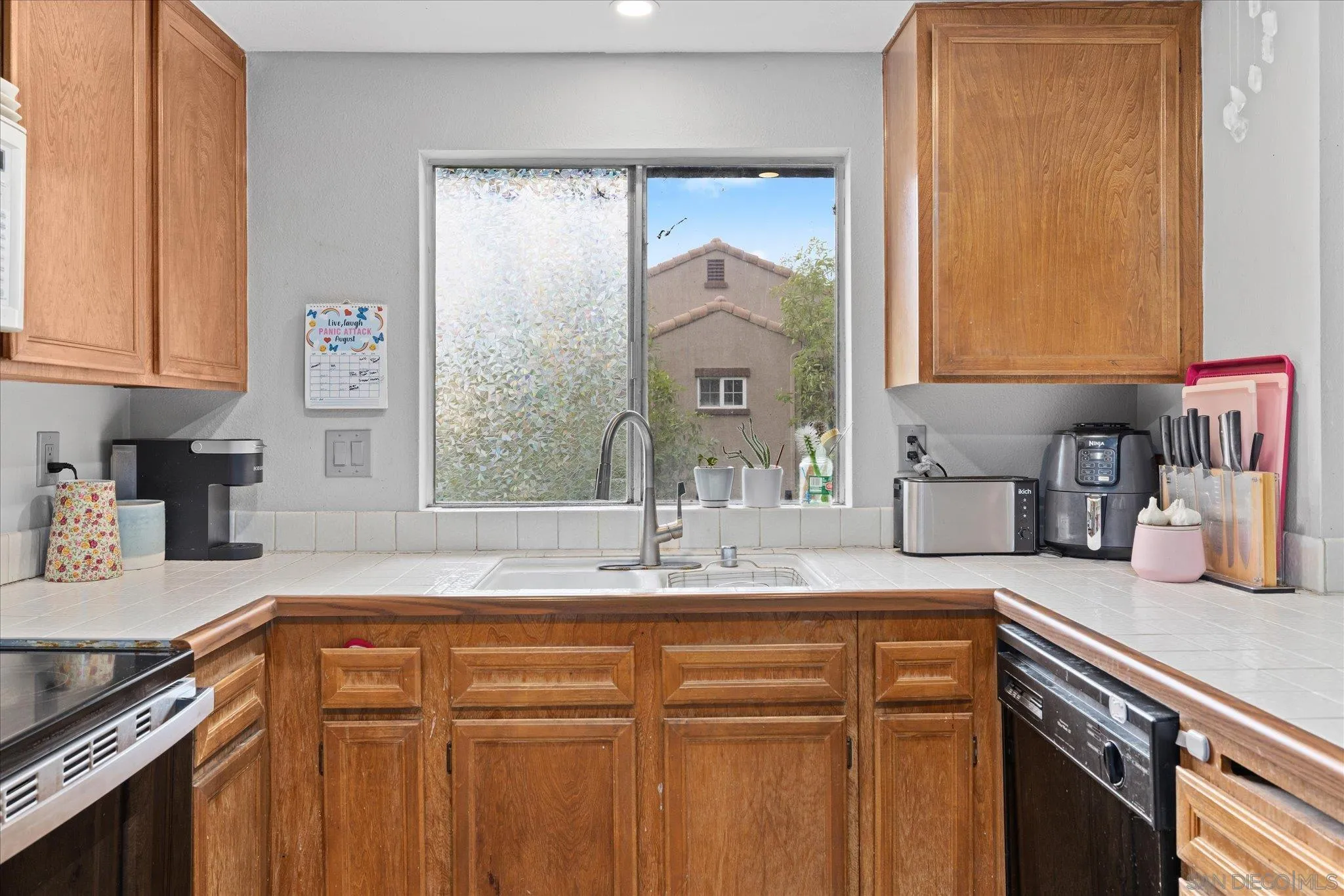 https://cdn.realtyfeed.com/cdn/127/250037619/83b19fb792d0becd52a74f8f48a0e6da.webp