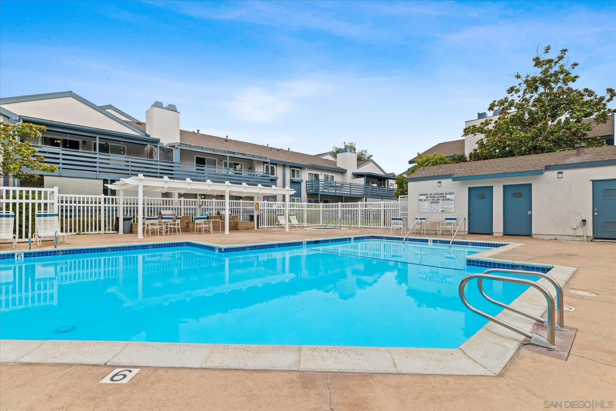 https://cdn.realtyfeed.com/cdn/127/250037619/f8b717649af410f80b679b56d96161d3.webp