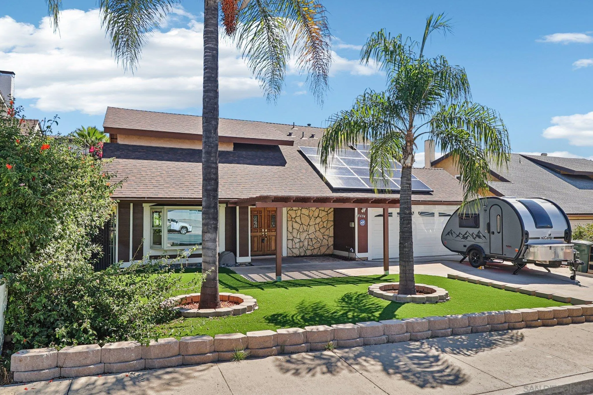 https://cdn.realtyfeed.com/cdn/127/250037623/107148e6cd2ea1ca2b23bc8ab1a8535d.webp