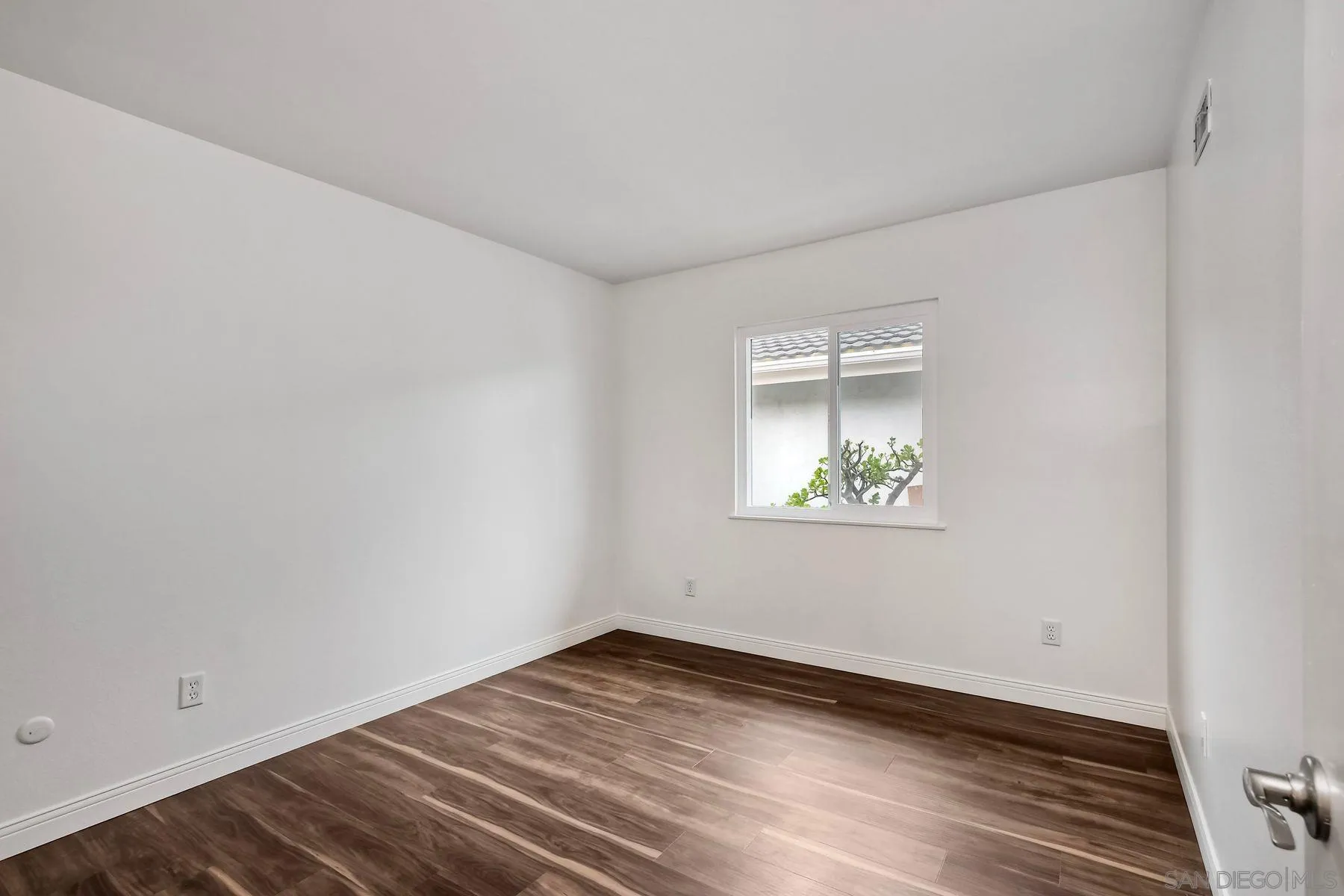 https://cdn.realtyfeed.com/cdn/127/250037624/64b548eb706dda949eaee1289a229830.webp