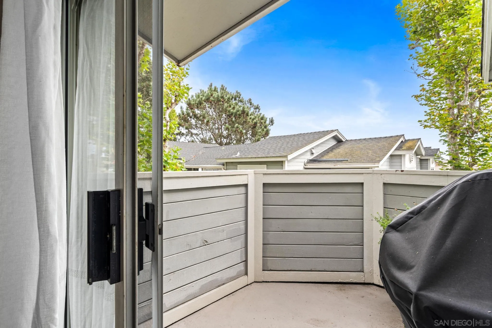https://cdn.realtyfeed.com/cdn/127/250037626/716be4acc5a5f1495738cf0518a77b16.webp