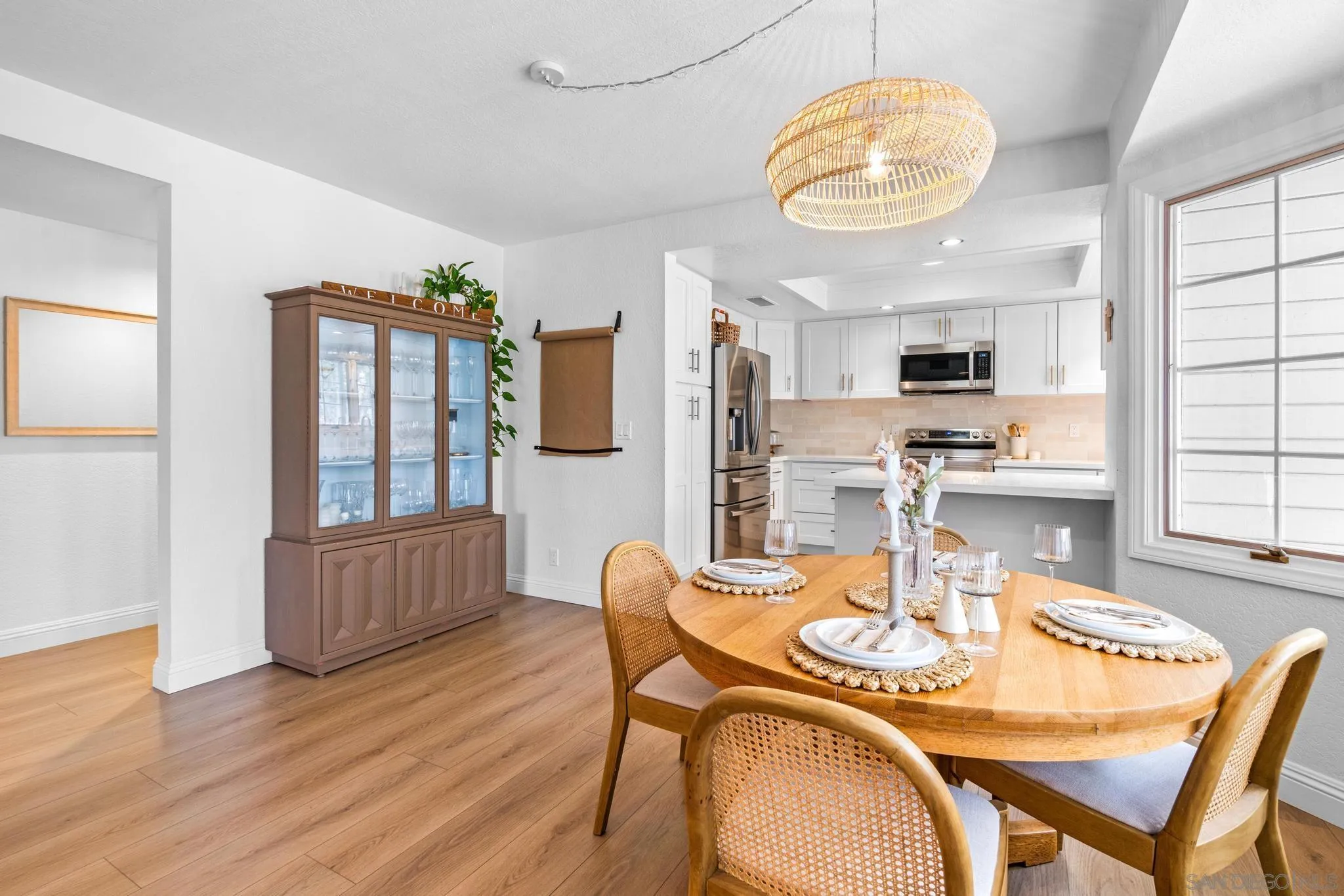 https://cdn.realtyfeed.com/cdn/127/250037626/d2bcdff89b074f0d8f700829f975b146.webp