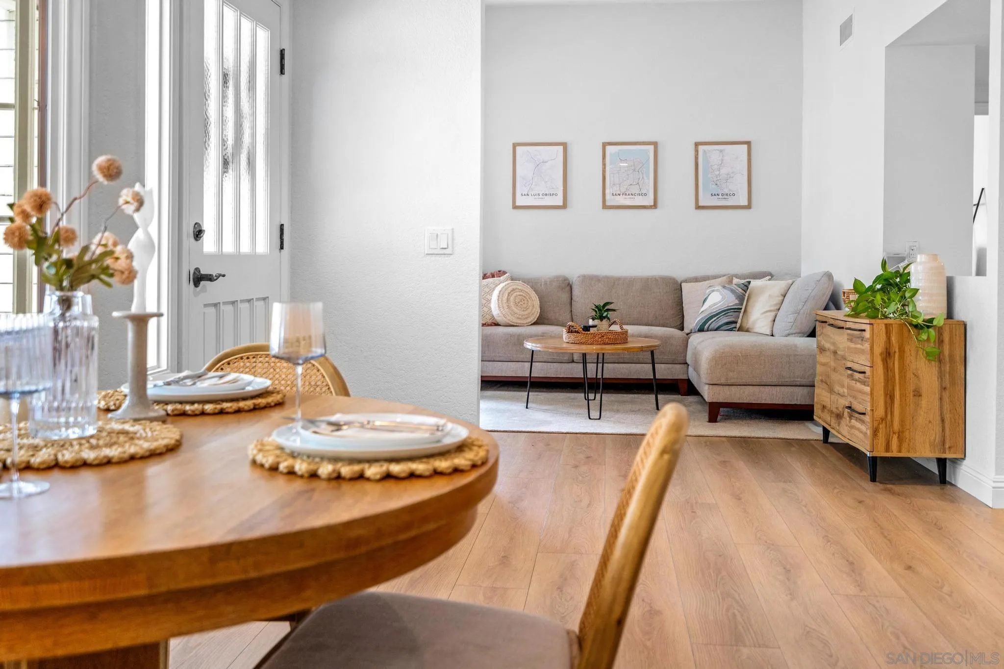 https://cdn.realtyfeed.com/cdn/127/250037626/f054c98685a8cb1c97f5074a048a362a.webp