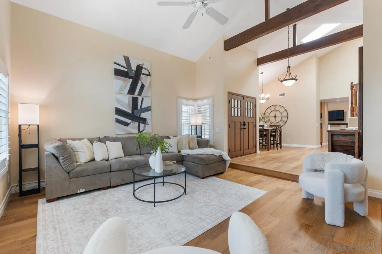 https://cdn.realtyfeed.com/cdn/127/250037627/876315cffd678e432b1d5df6c6759069.webp