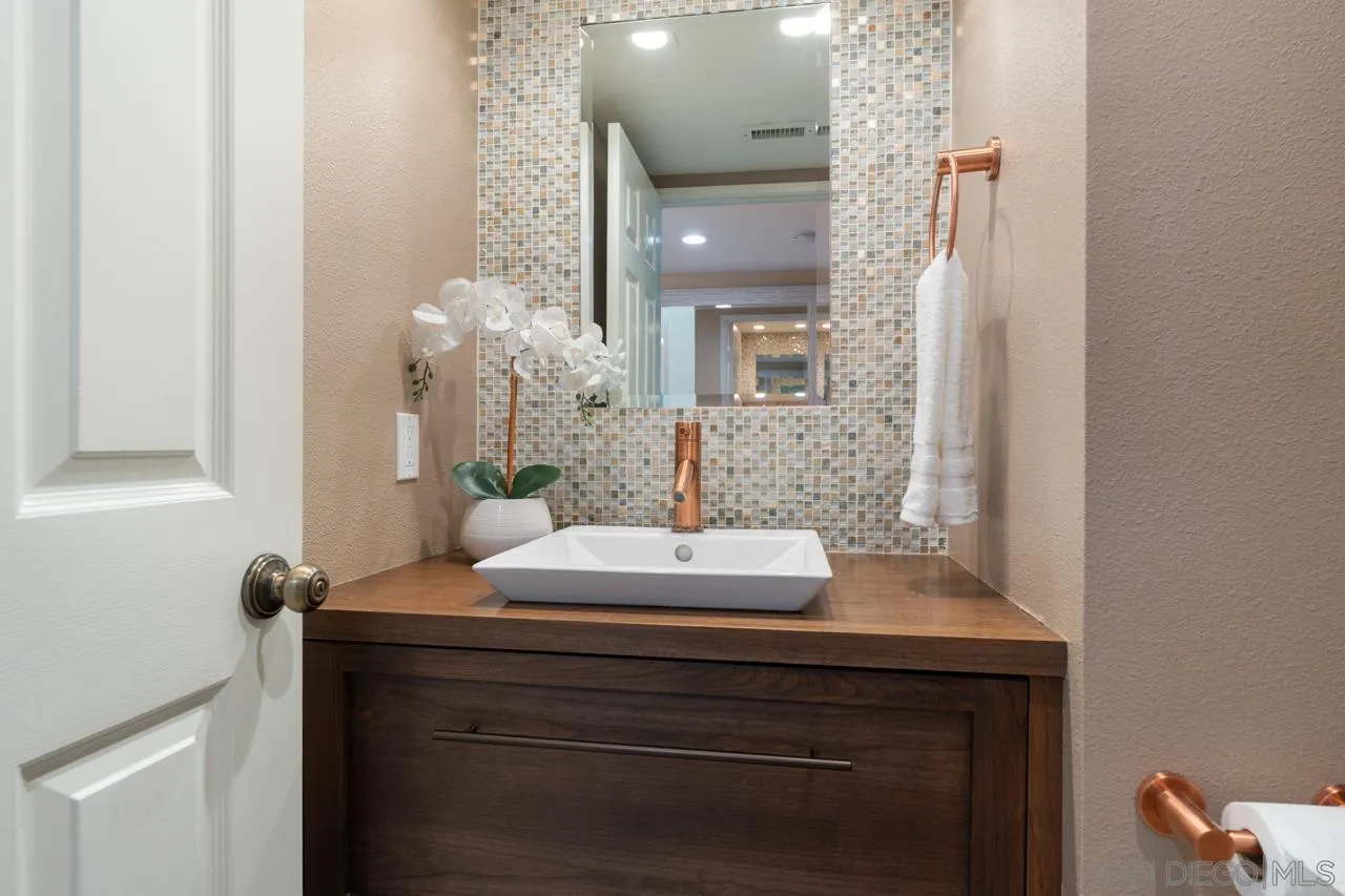 https://cdn.realtyfeed.com/cdn/127/250037627/9c9c2a3cfbb6861e9fb10835f76927bd.webp