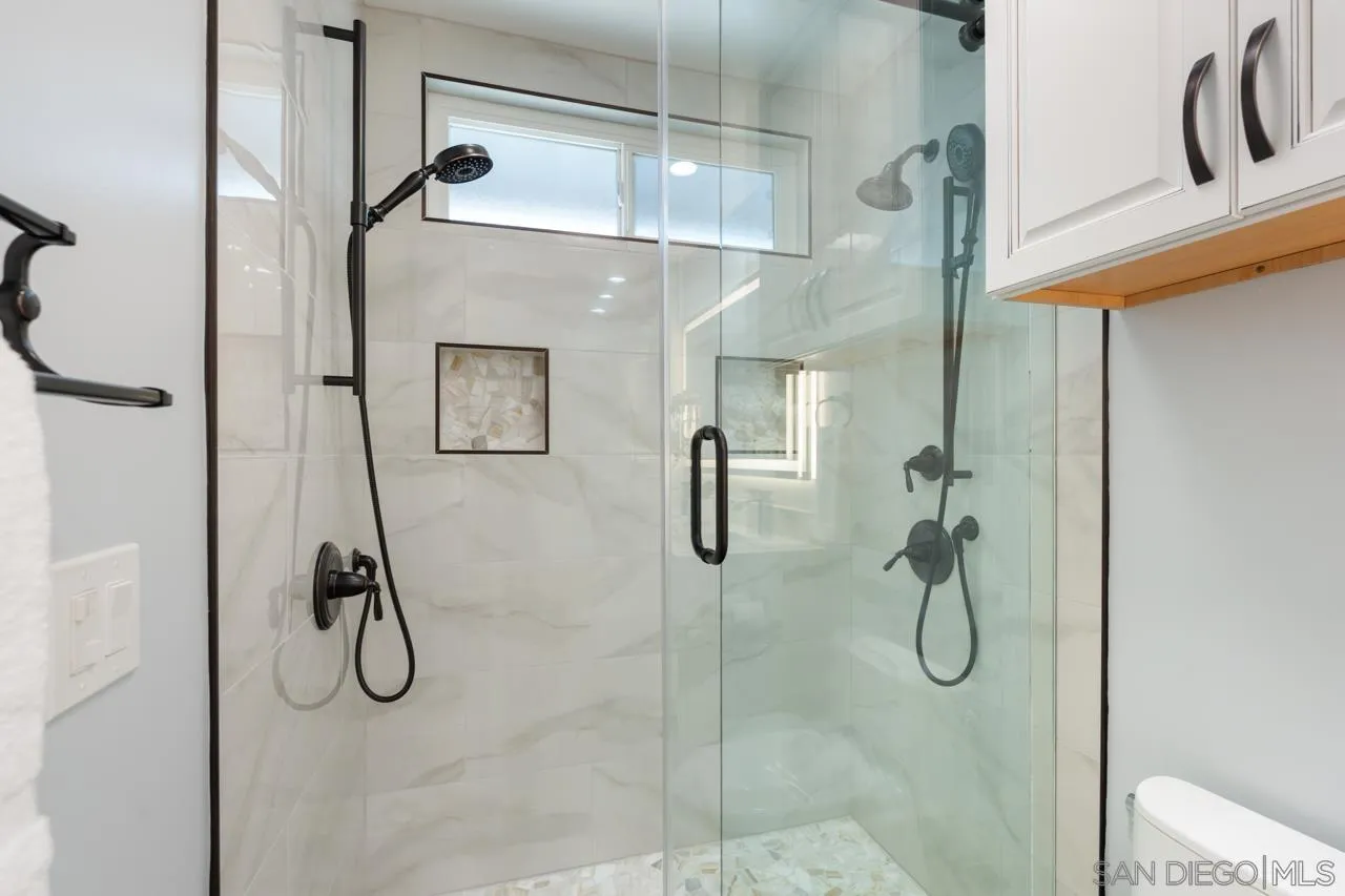 https://cdn.realtyfeed.com/cdn/127/250037627/b36e4040f21d5762b8b258d4dc6049c5.webp