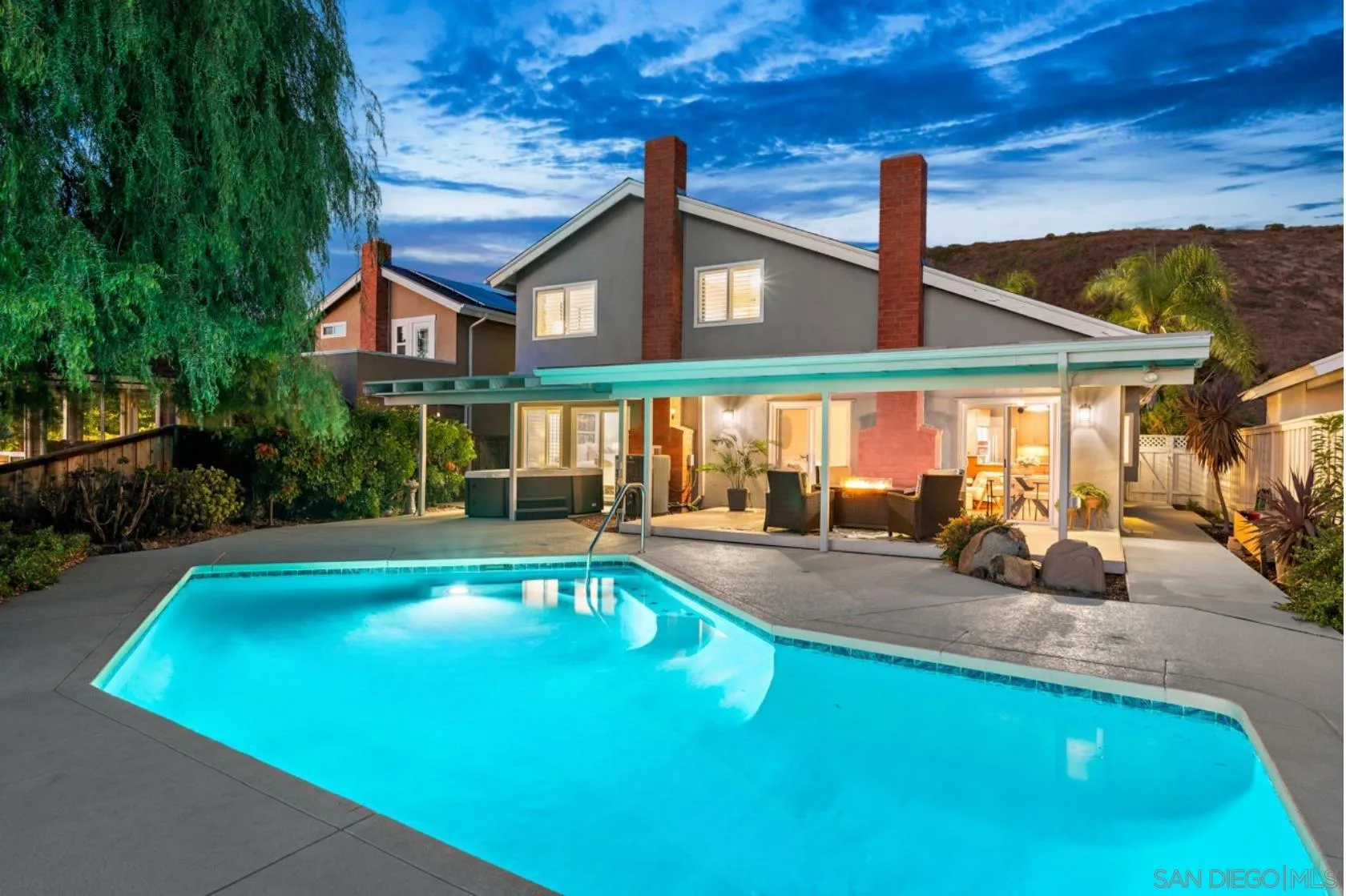 https://cdn.realtyfeed.com/cdn/127/250037627/b8d9f7fa6c47305f456c6d16abbb973a.webp