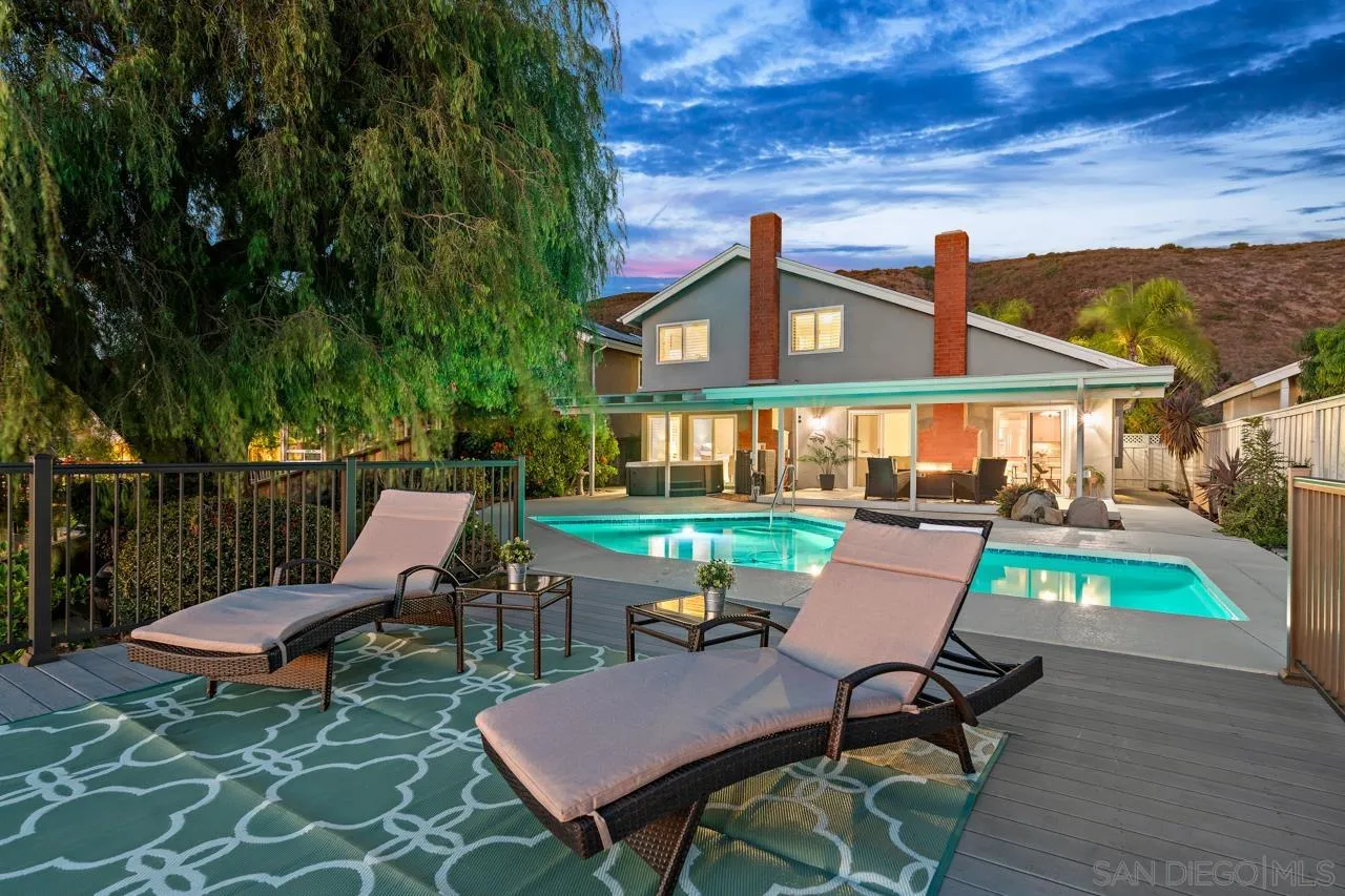 https://cdn.realtyfeed.com/cdn/127/250037627/c82e0b405f38fd6dd7c56043f8680f9e.webp