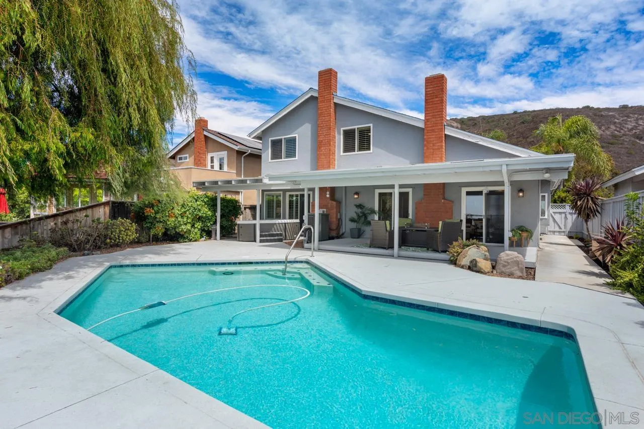 https://cdn.realtyfeed.com/cdn/127/250037627/e7c6bf5475721a6206eef57525ce19b3.webp