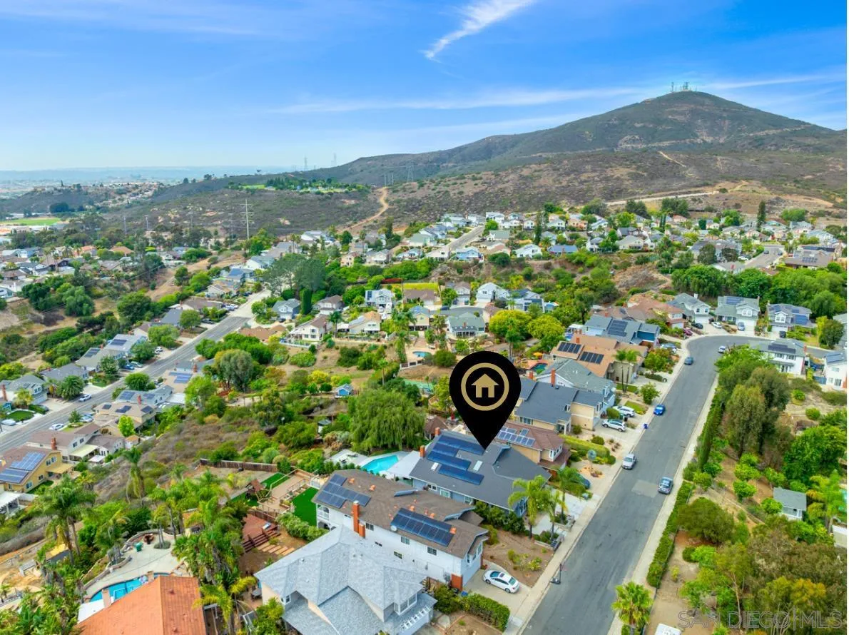 https://cdn.realtyfeed.com/cdn/127/250037627/f7a5c273a383ce65724bd1e864c4966f.webp