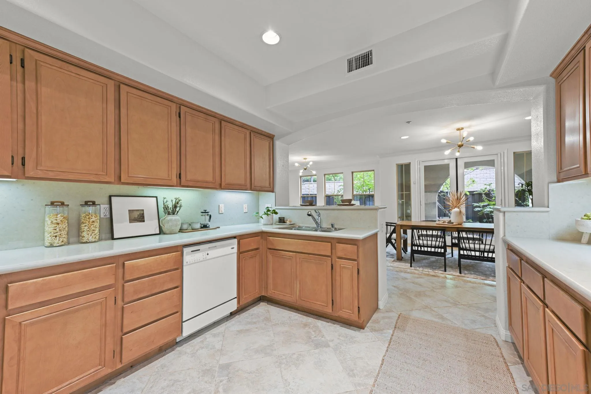 Photo #19: 250037628 Listing: Photo #19