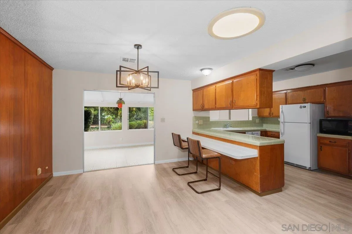 https://cdn.realtyfeed.com/cdn/127/250037629/e614fc2032c09d4c8f70dd0088de9d2b.webp