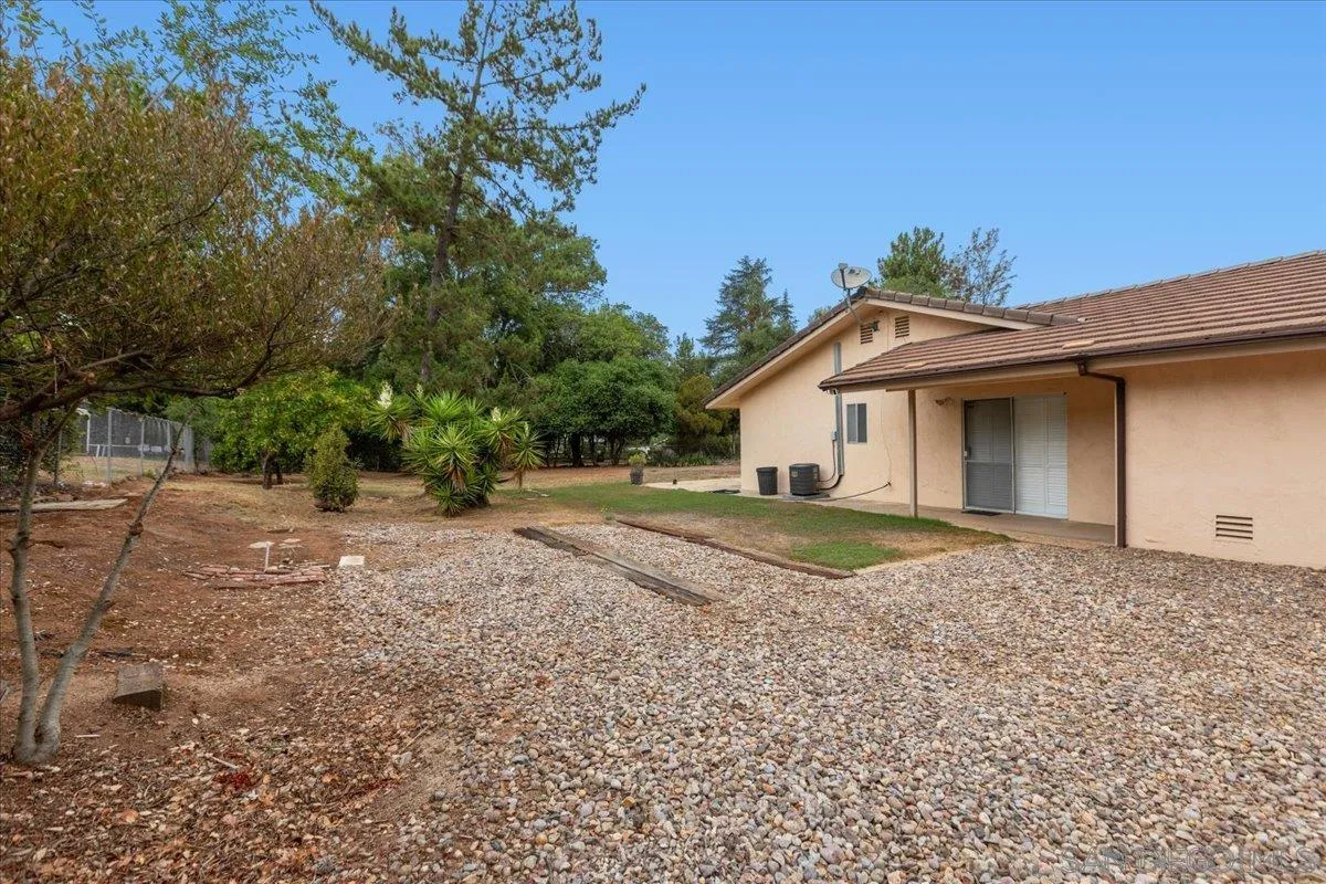 https://cdn.realtyfeed.com/cdn/127/250037629/f3737b6c9b7887d403424c2737e27350.webp