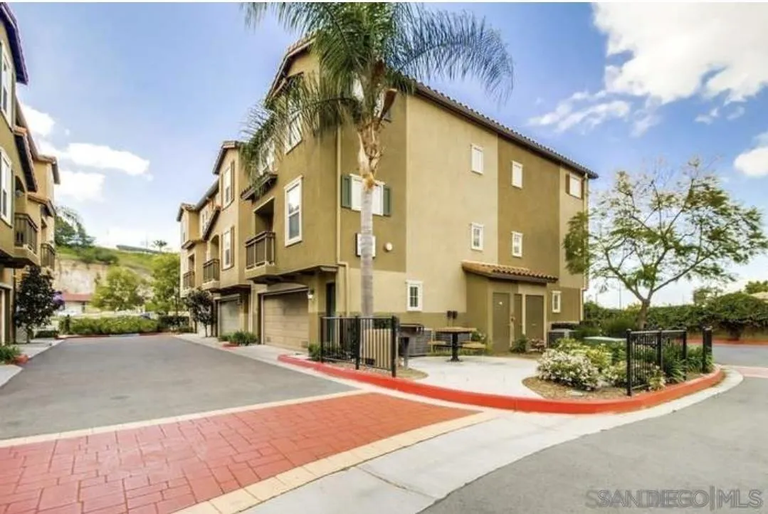https://cdn.realtyfeed.com/cdn/127/250037636/42457e881d2d3cf5ecb94dc4fb63eafb.webp