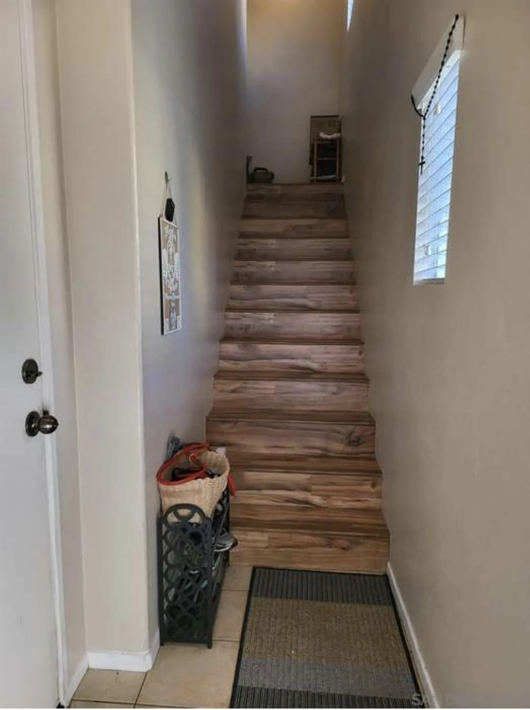 https://cdn.realtyfeed.com/cdn/127/250037636/b3dec6d03ae15271f40ddff9c8a1883e.webp