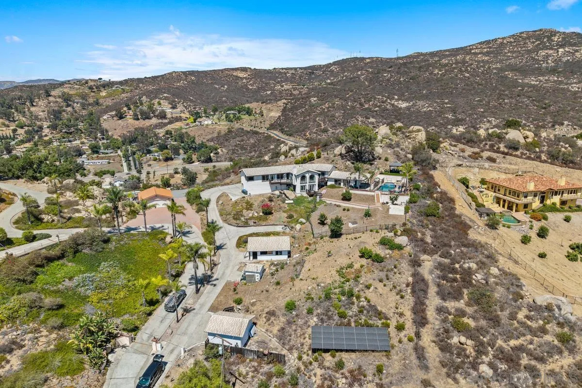 https://cdn.realtyfeed.com/cdn/127/250037639/095f401455424912e21a7099167b6de2.webp