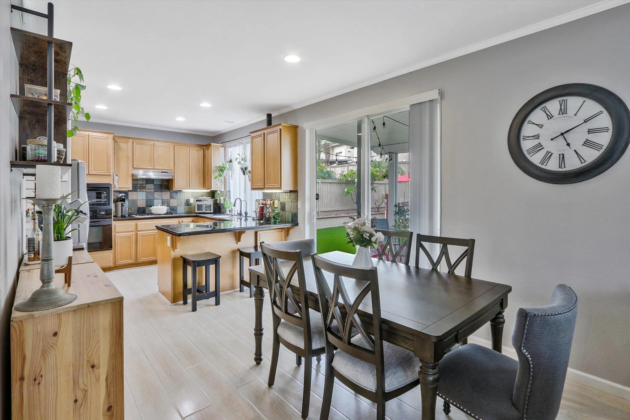https://cdn.realtyfeed.com/cdn/127/250037641/0241c1fd143f7de5da748ed45b4e832d.webp