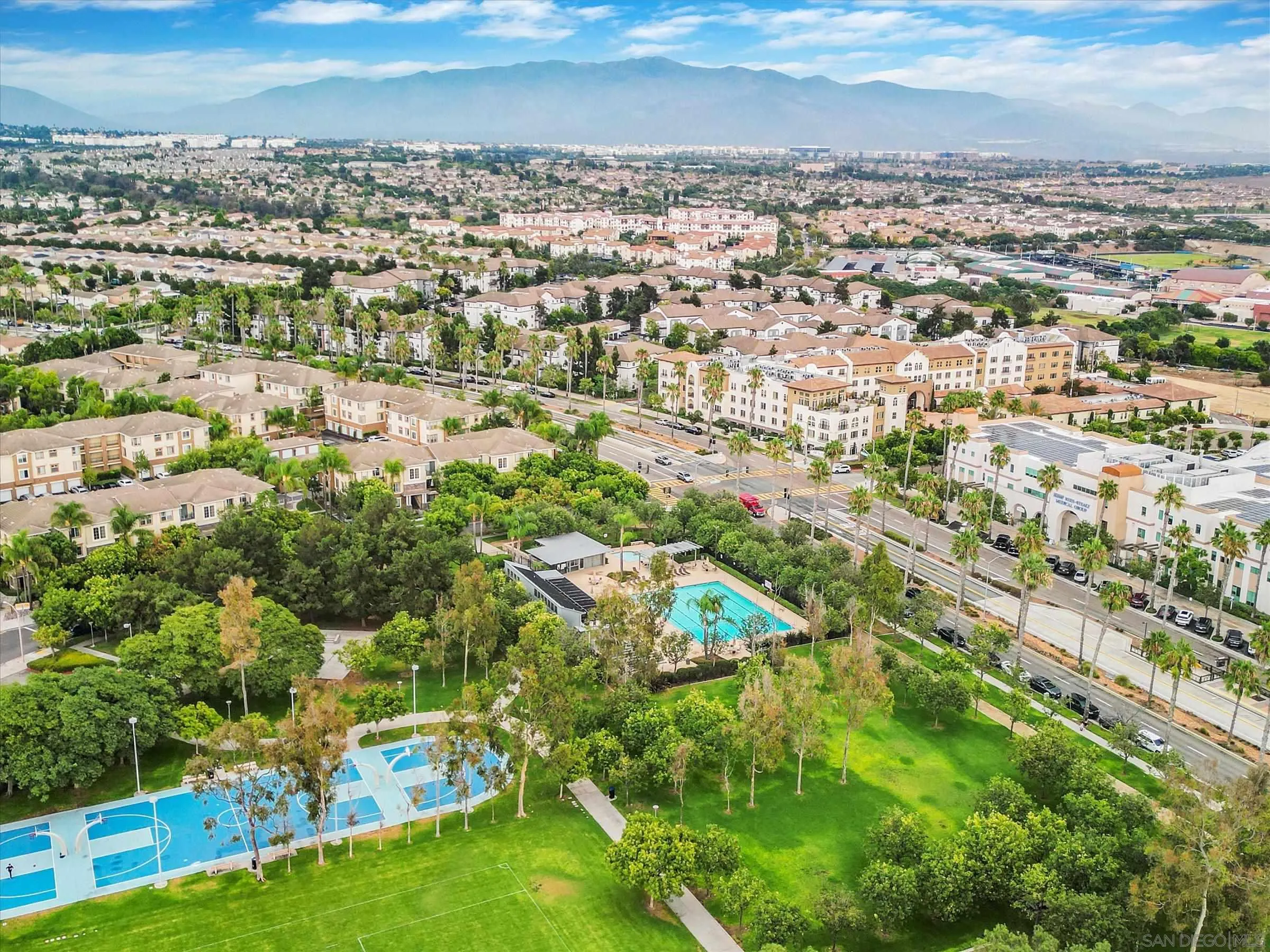https://cdn.realtyfeed.com/cdn/127/250037641/3e185857f757183011dcb3ef6811e1bc.webp