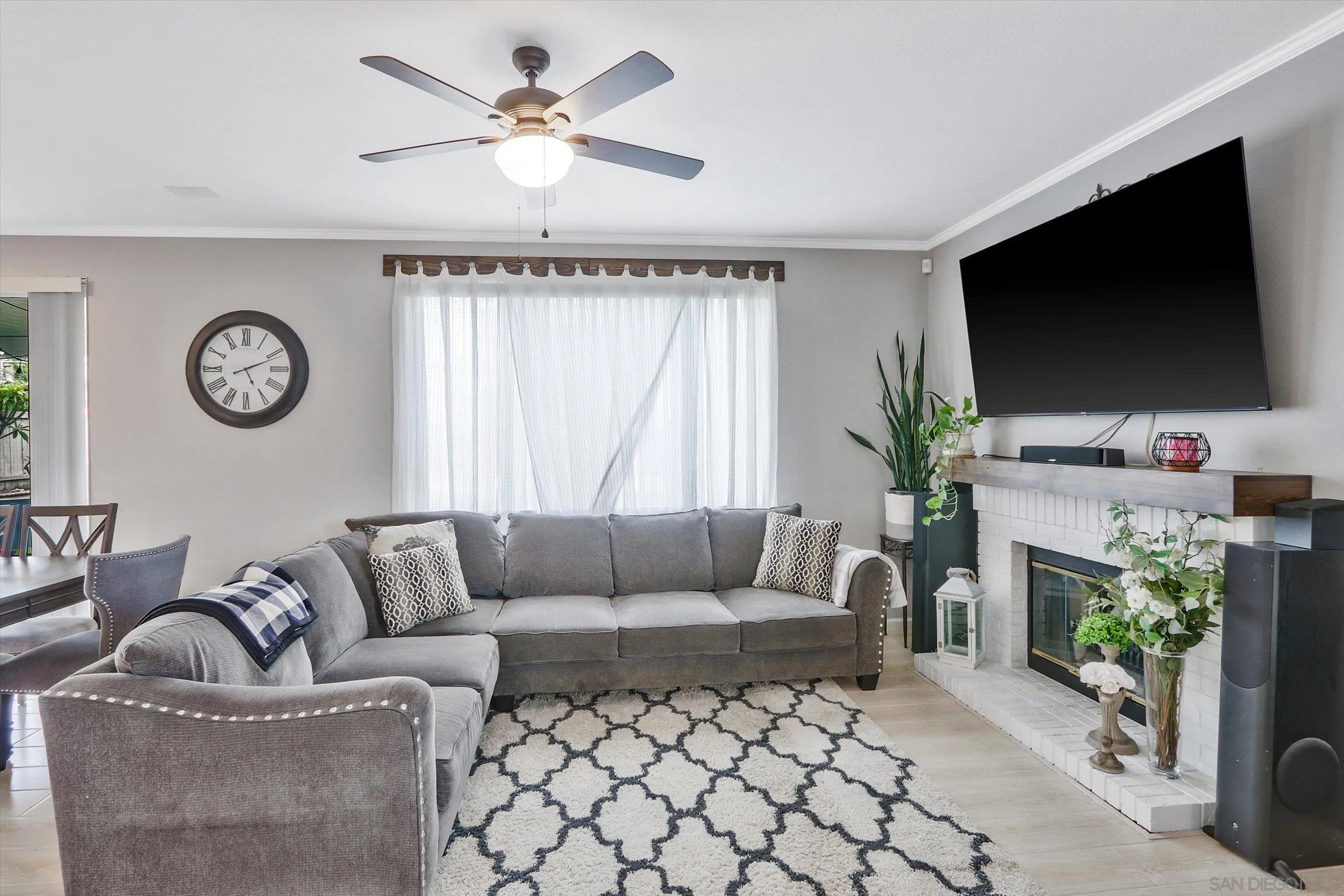 https://cdn.realtyfeed.com/cdn/127/250037641/cc924cf54a61b277ab631707a3883e34.webp