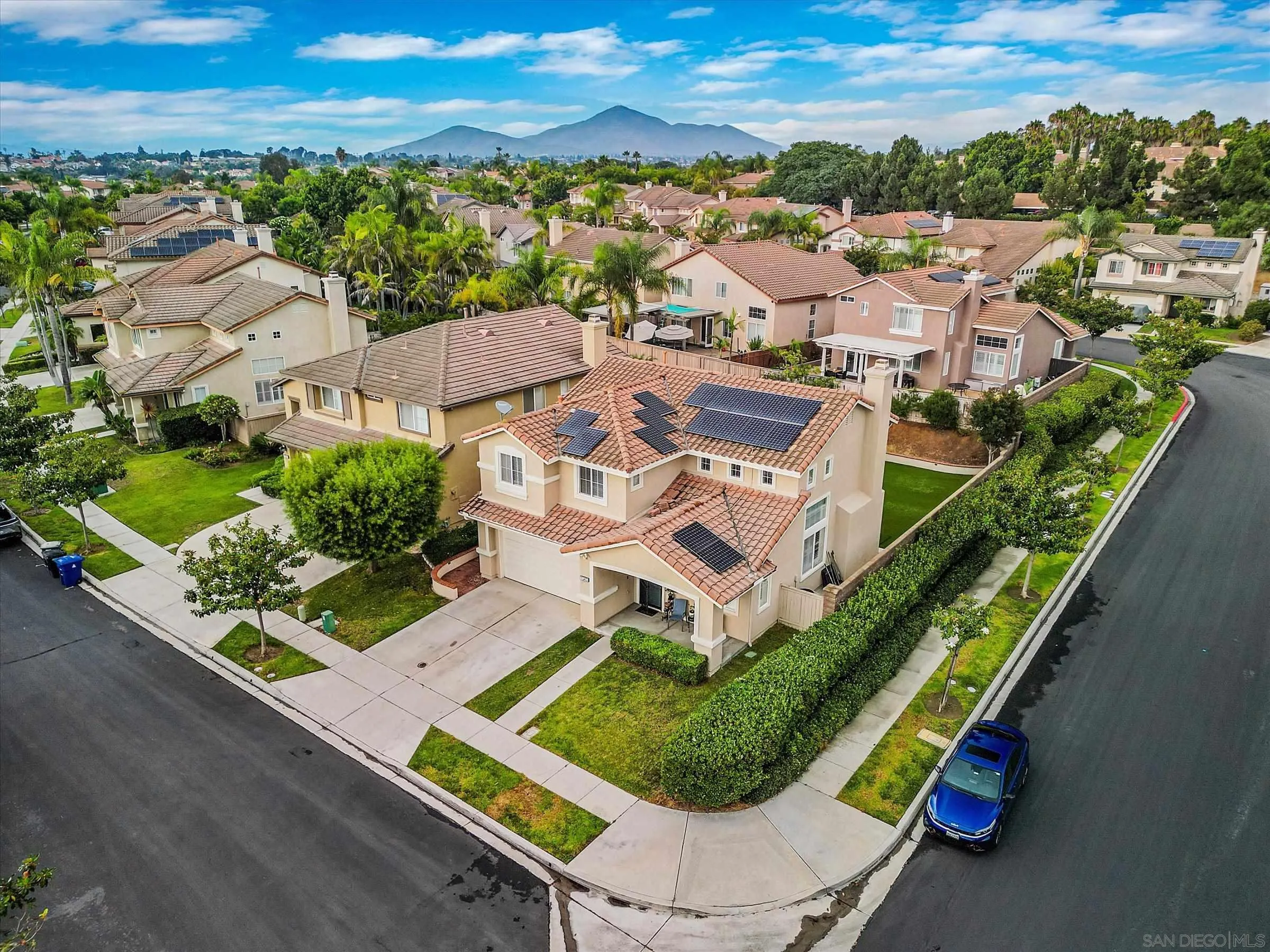 https://cdn.realtyfeed.com/cdn/127/250037641/e9152509e0acebe9038729be4f49ea12.webp