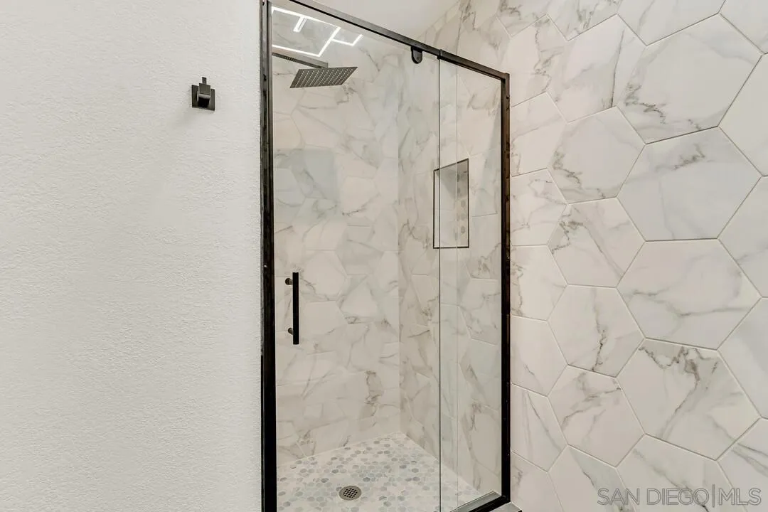 https://cdn.realtyfeed.com/cdn/127/250037642/03450c497c0d753c13f100ee7b2c8dc4.webp