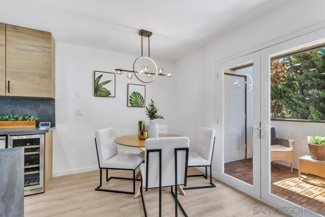 https://cdn.realtyfeed.com/cdn/127/250037642/37bed55b85245a4bea93c8526ef2d492.webp