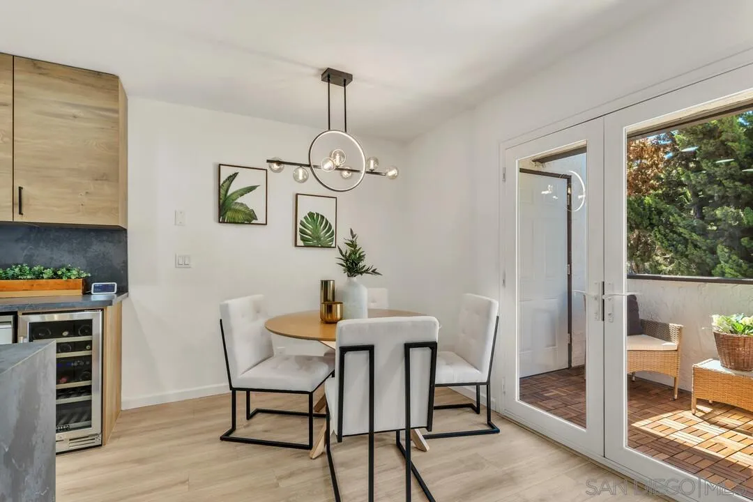 https://cdn.realtyfeed.com/cdn/127/250037642/baf88896f60618265b828b46f6e321ec.webp