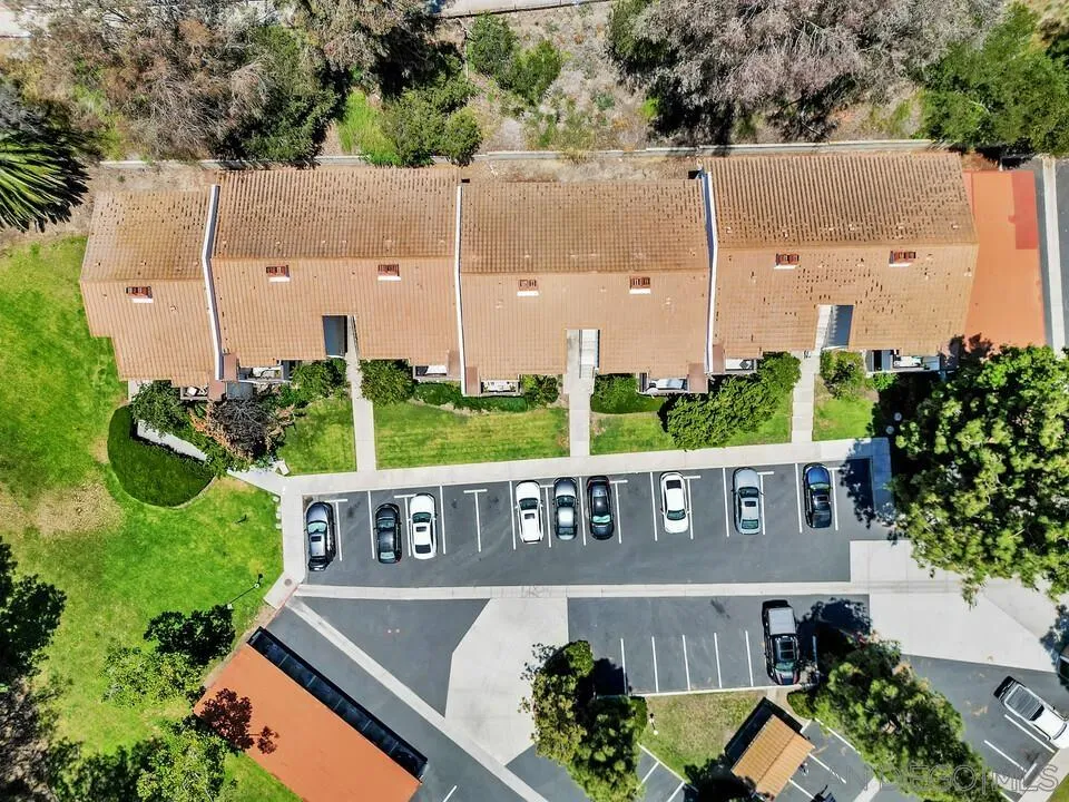 https://cdn.realtyfeed.com/cdn/127/250037642/db9fa3b5957edb81542a3f59e6693676.webp