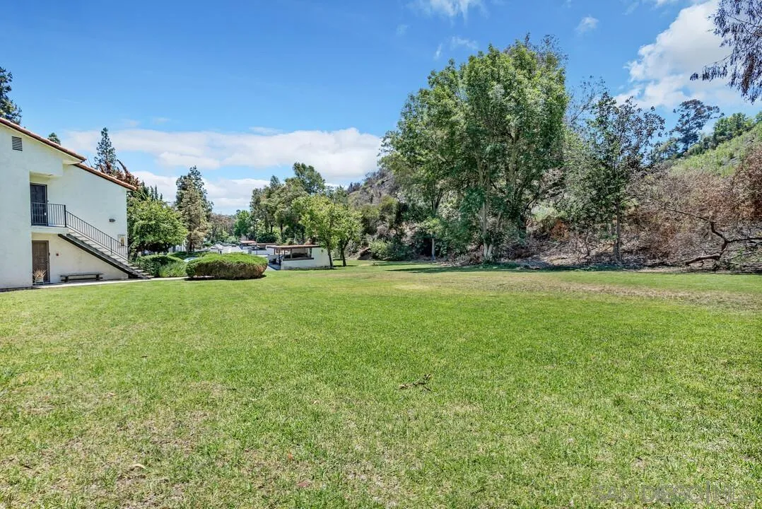 Photo #33: 250037642 Listing: Photo #33