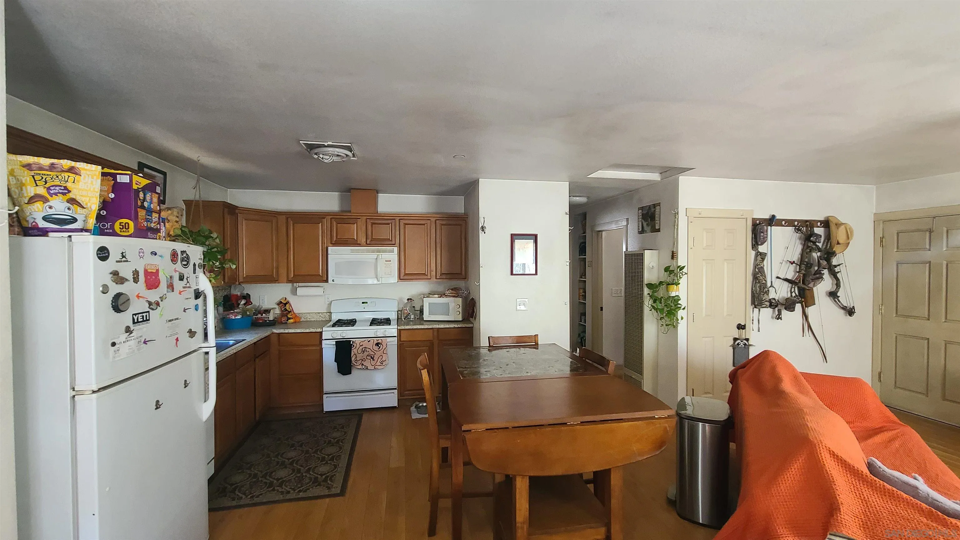 https://cdn.realtyfeed.com/cdn/127/250037643/752f9973b4a64b9d46e8be21560f514b.webp