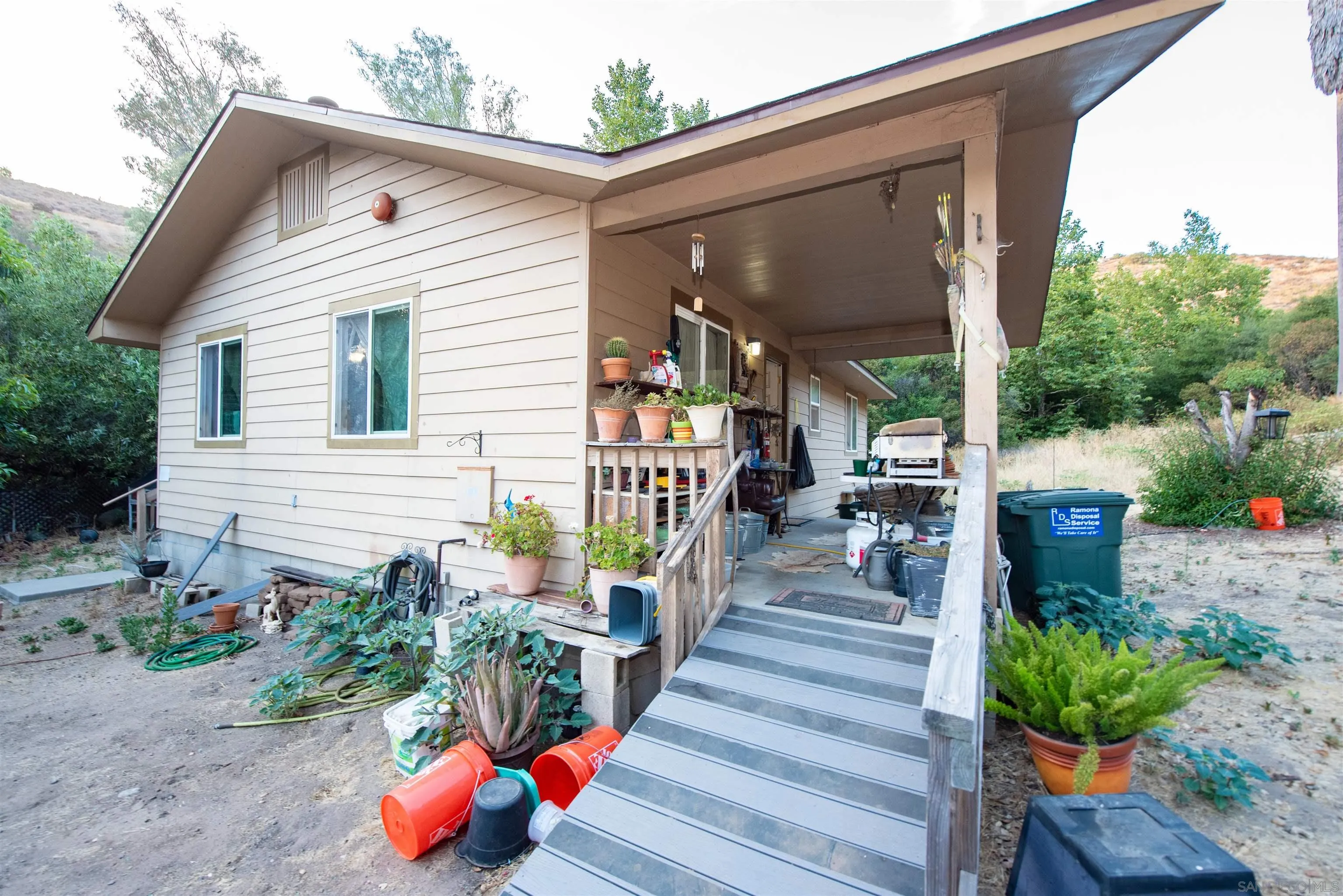 https://cdn.realtyfeed.com/cdn/127/250037643/b3e1cbf61304f7e84f38167ab99e8704.webp
