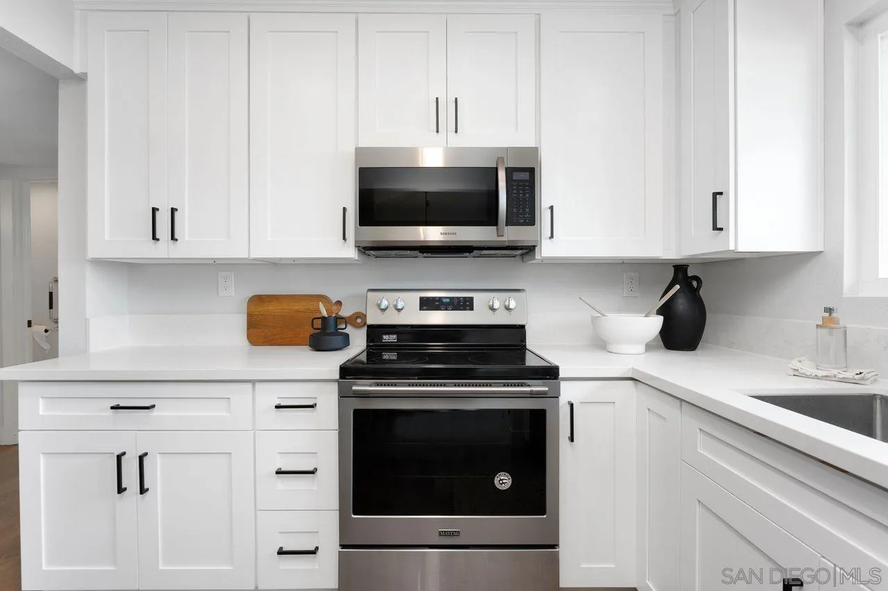 https://cdn.realtyfeed.com/cdn/127/250037644/5de92eae042882b04be135ccaab1828b.webp