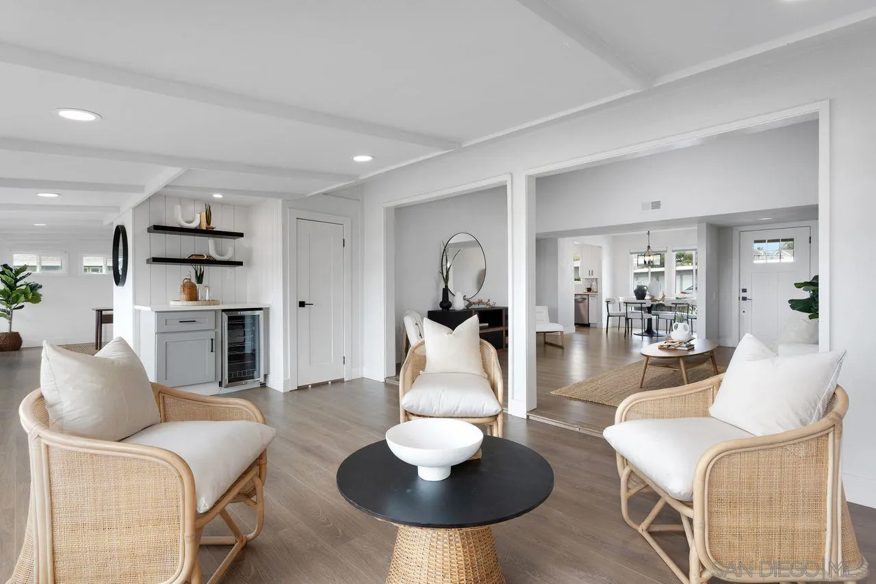 https://cdn.realtyfeed.com/cdn/127/250037644/b98b7866d07e061aa467ea4d0e8ba837.webp
