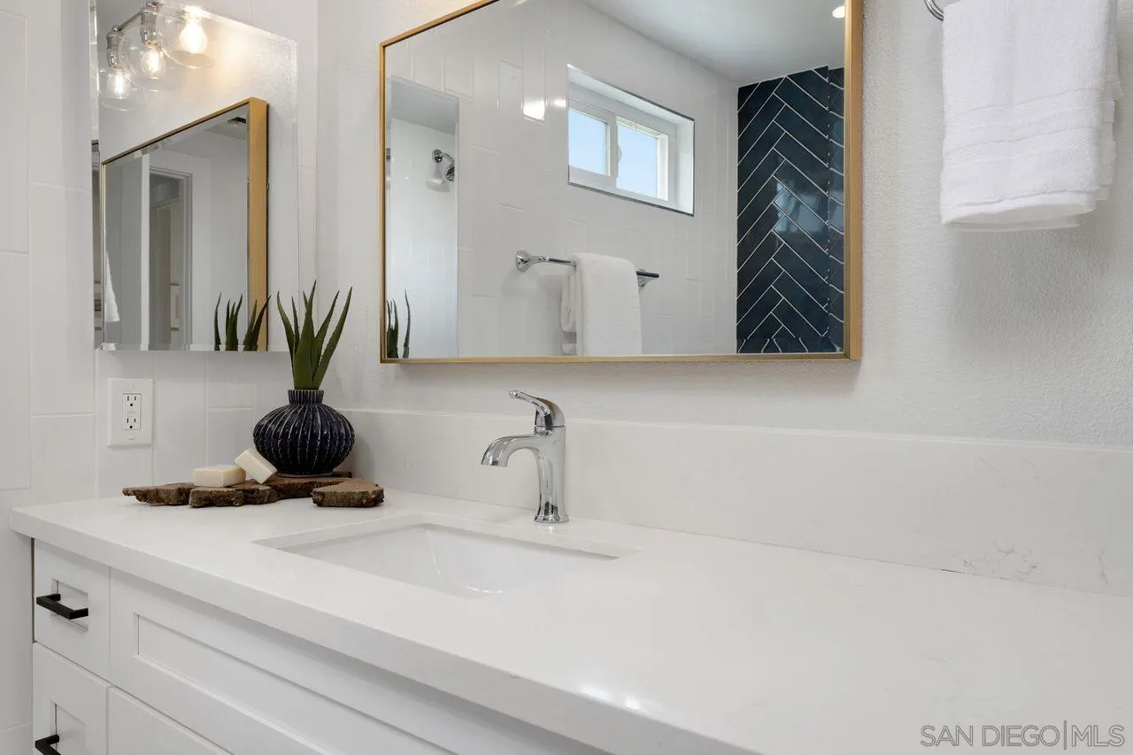 https://cdn.realtyfeed.com/cdn/127/250037644/f3db48e54f50f7a634090cfca8b75c8b.webp