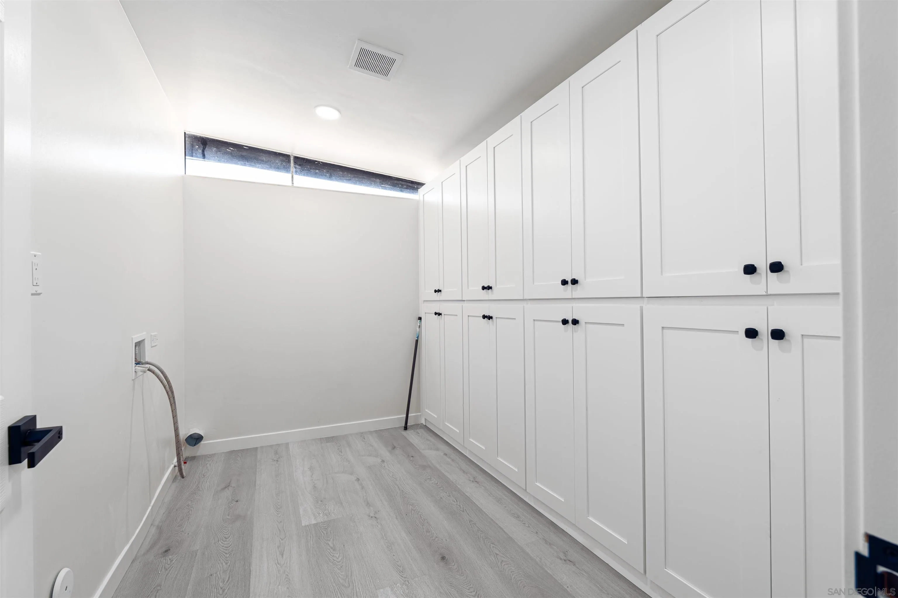 https://cdn.realtyfeed.com/cdn/127/250037649/c7e32c71e0e68417fe6ee7be033b9ccf.webp