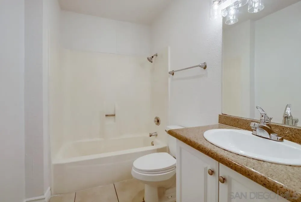 Photo #23: 250037650 Listing: Photo #23