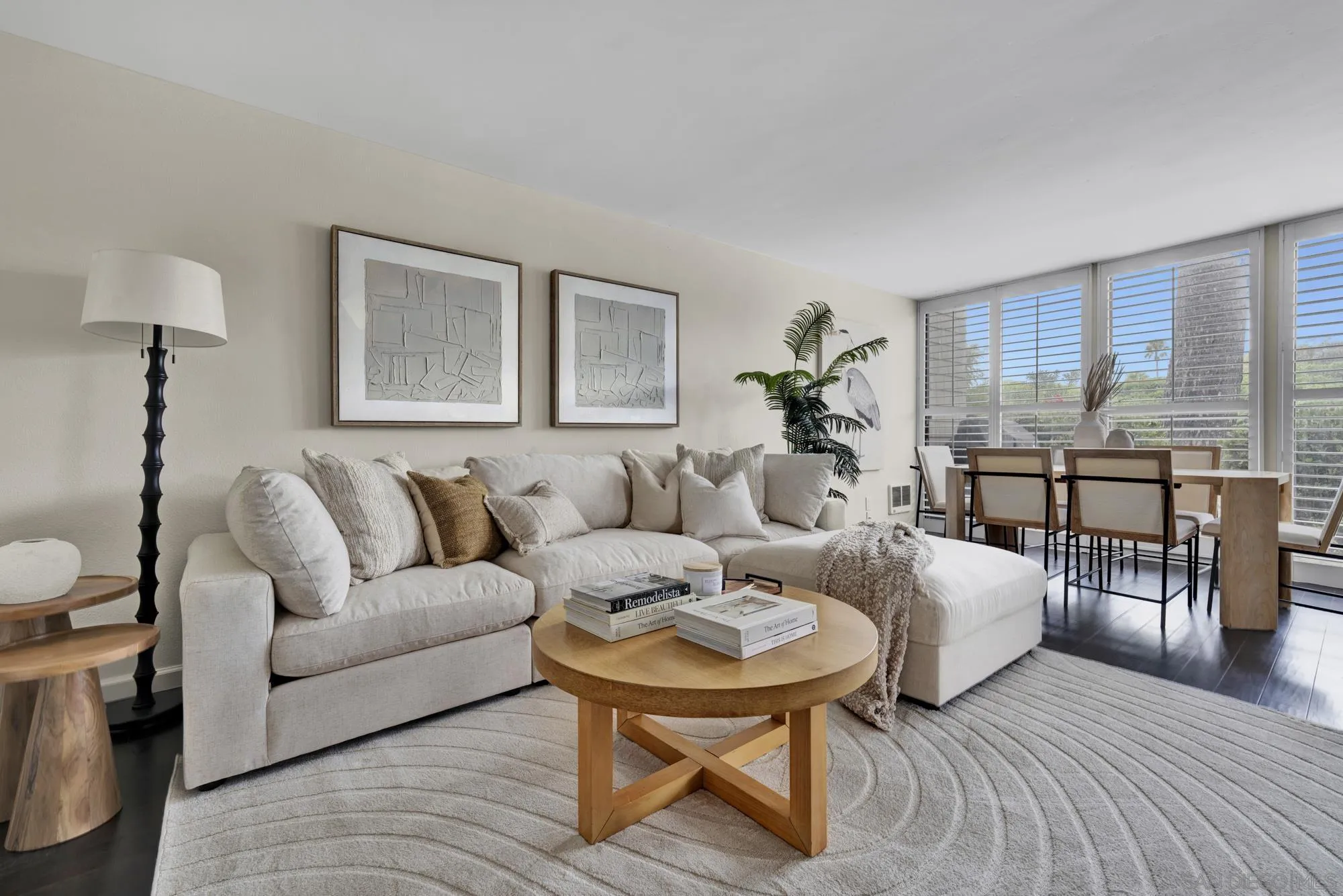 https://cdn.realtyfeed.com/cdn/127/250037654/22f37c846d63dcdca895b39c0a2afb94.webp
