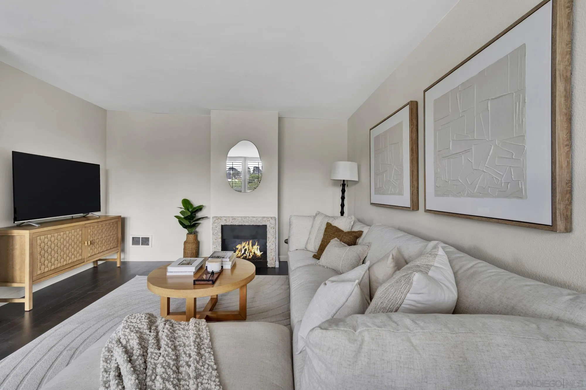 https://cdn.realtyfeed.com/cdn/127/250037654/96a0376a1559813db3b4b6cce22a2d75.webp