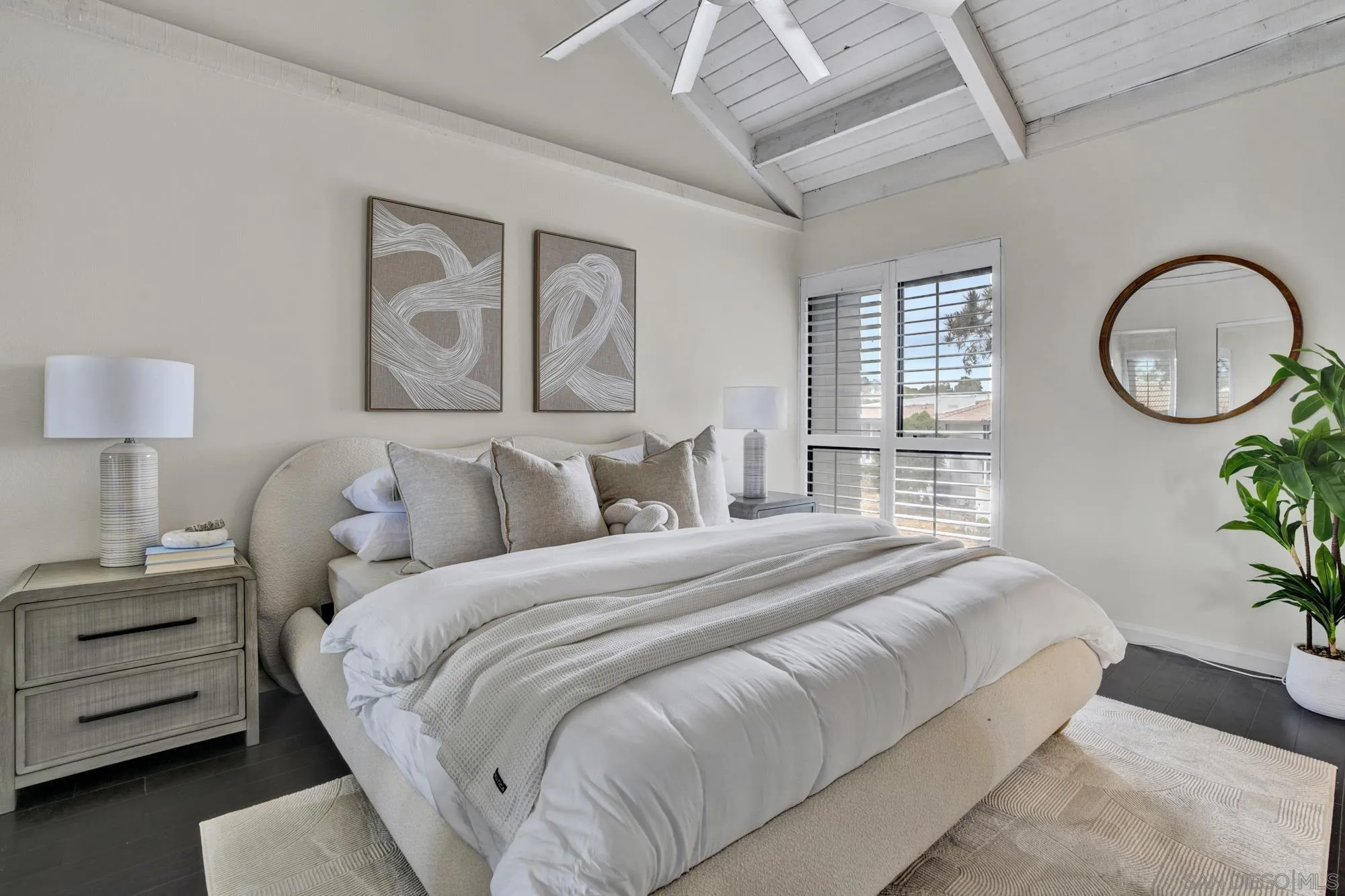 https://cdn.realtyfeed.com/cdn/127/250037654/9a8b50a946c112e4c73e5386c3a8d9f7.webp
