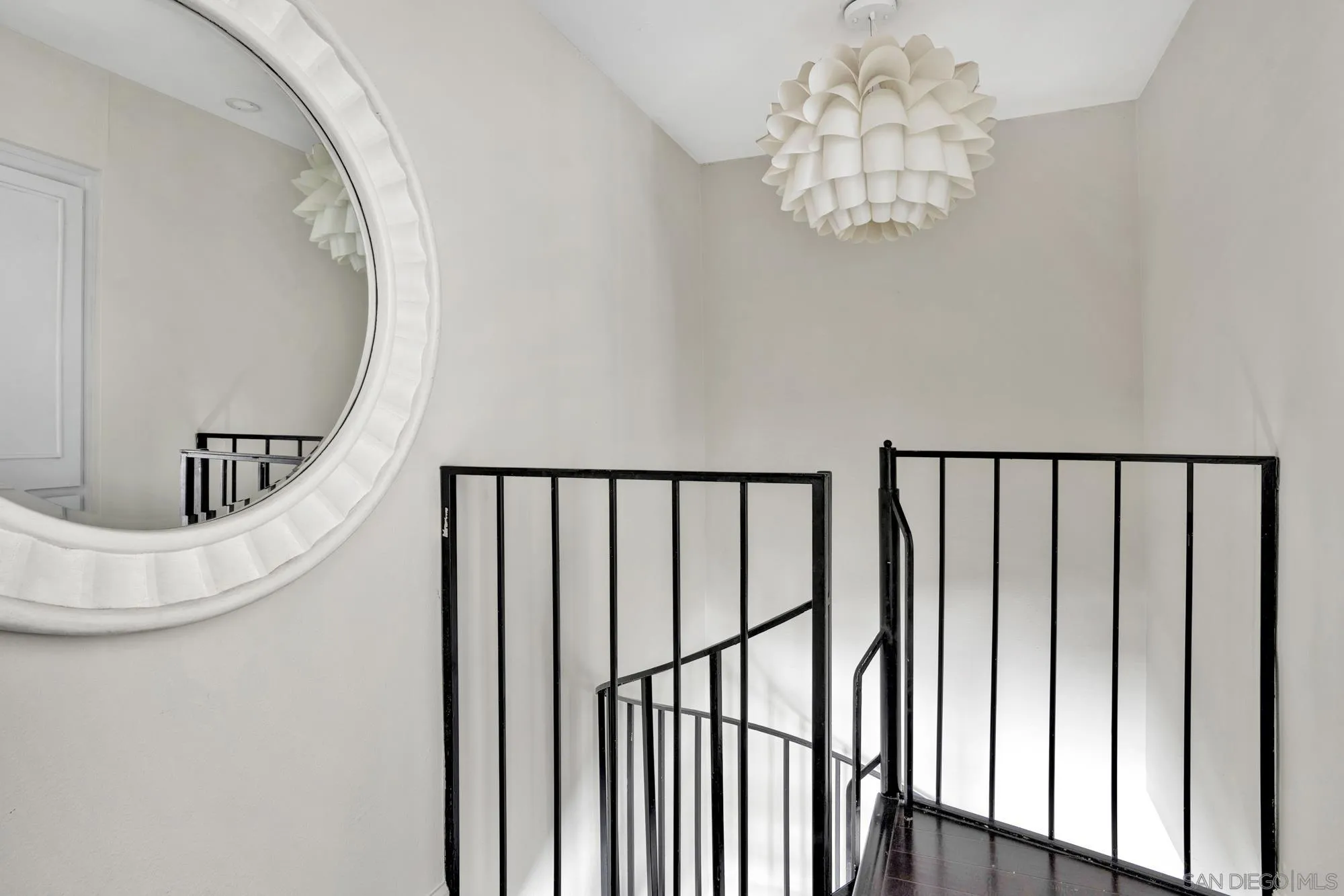 https://cdn.realtyfeed.com/cdn/127/250037654/c0a314dda50a352ca00f05662dc73c0c.webp