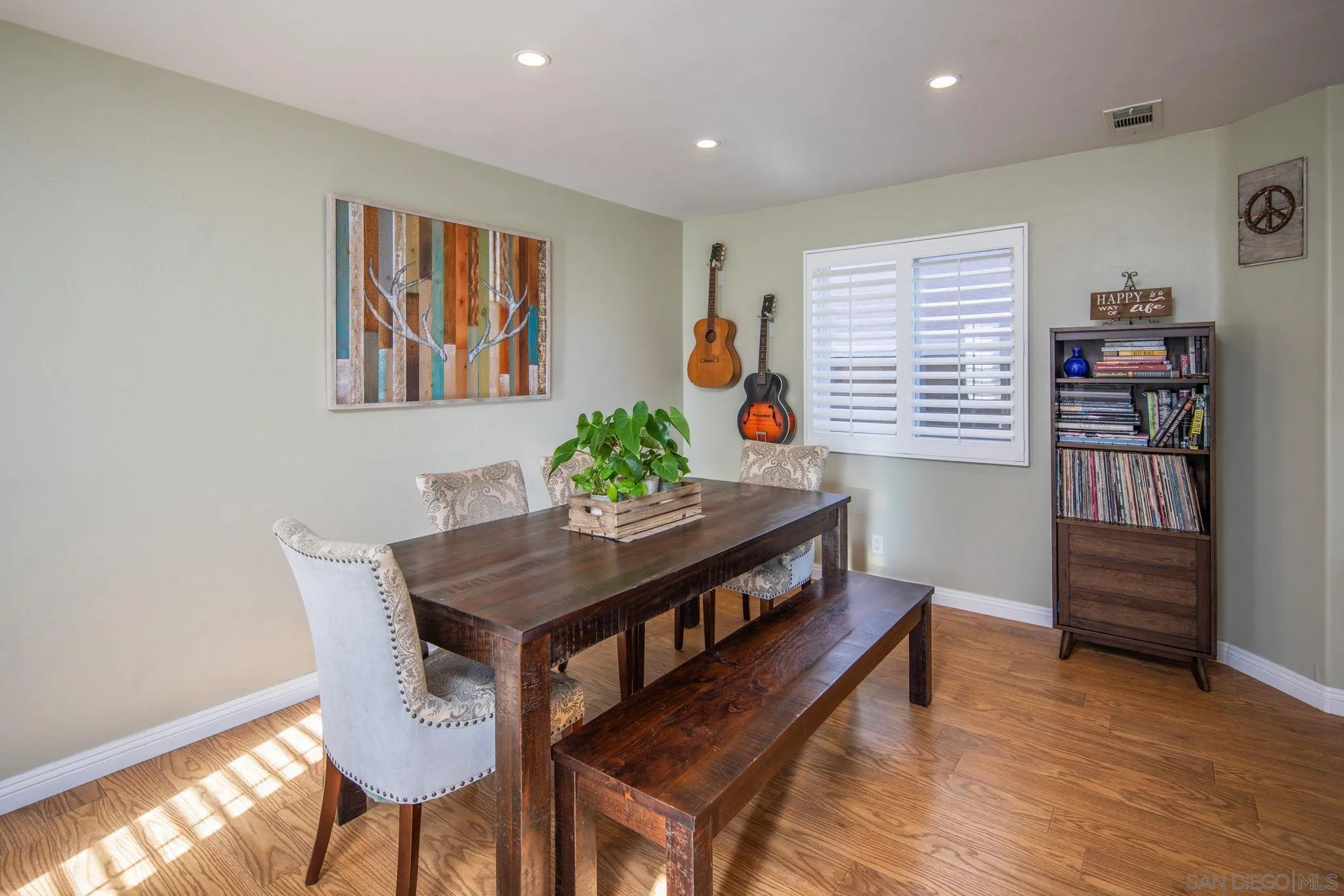 https://cdn.realtyfeed.com/cdn/127/250037655/796566af23fa7b98846796c6dca52d6f.webp