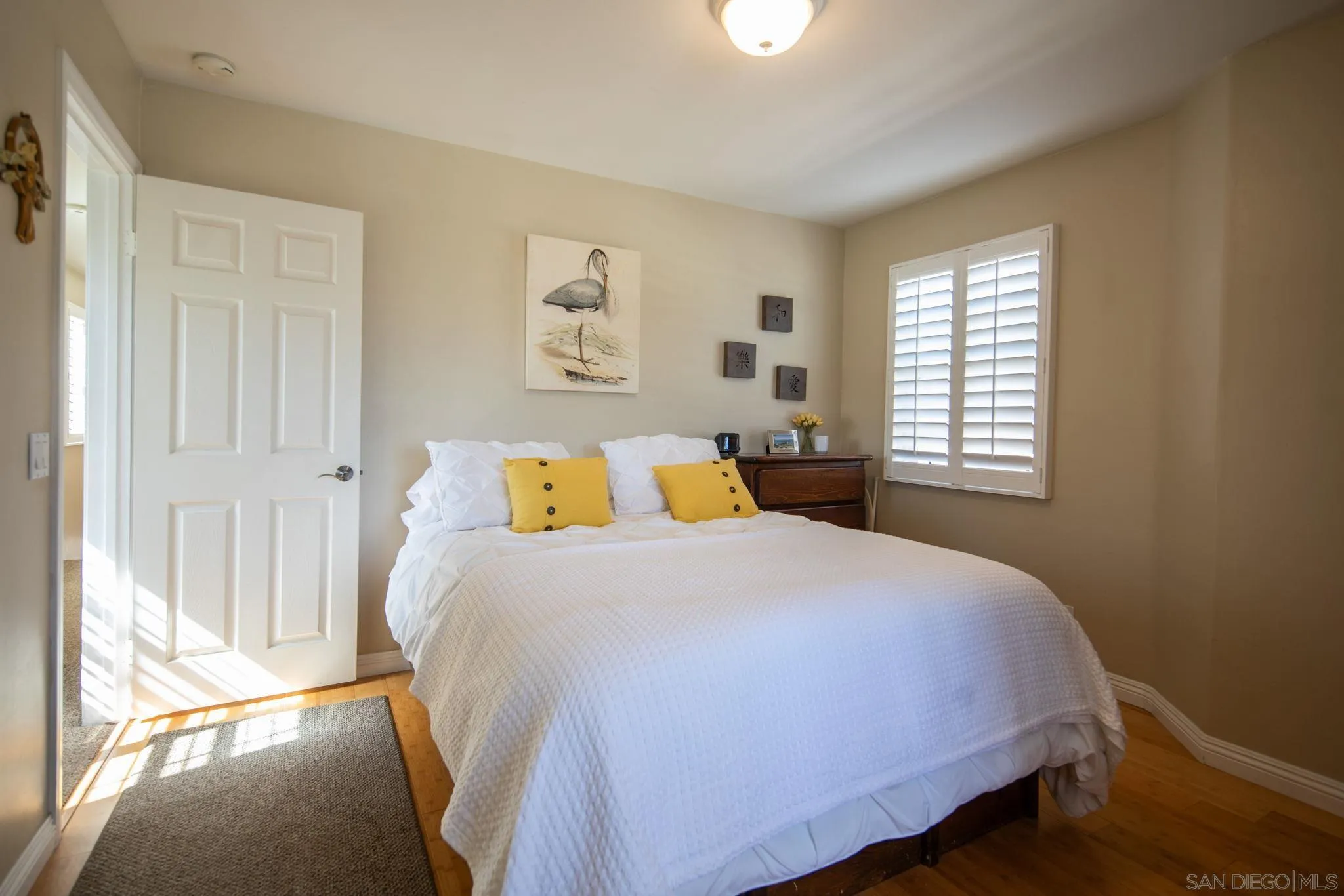 https://cdn.realtyfeed.com/cdn/127/250037655/c2b0b37f81d5c329fce2bc29cd838001.webp