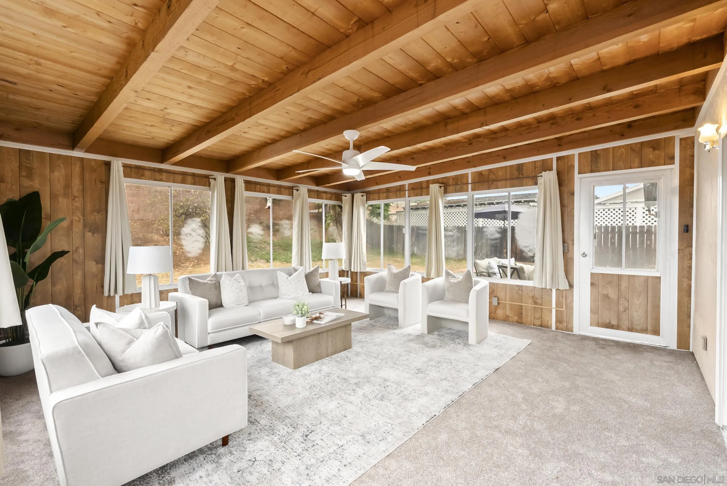 https://cdn.realtyfeed.com/cdn/127/250037656/798a92ea5558a230f640ce28f62d45a5.webp