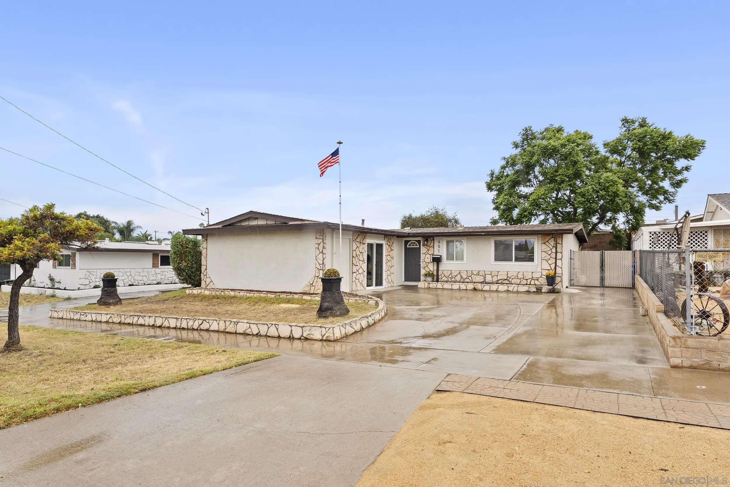 https://cdn.realtyfeed.com/cdn/127/250037656/c2f7c05ed8cbbb639c88c28f3c085055.webp