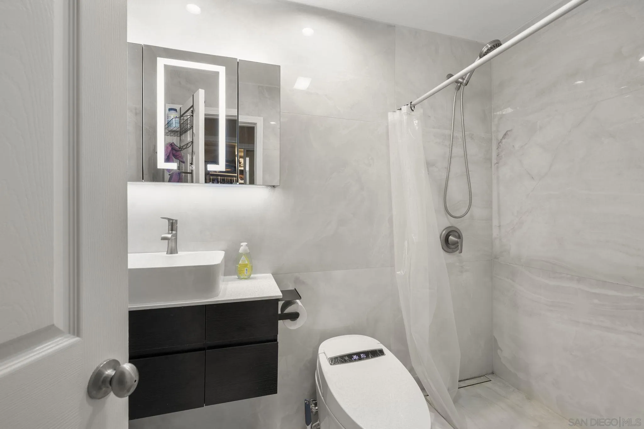 https://cdn.realtyfeed.com/cdn/127/250037662/5184c6d2338ff57a096a5b0853e17b88.webp