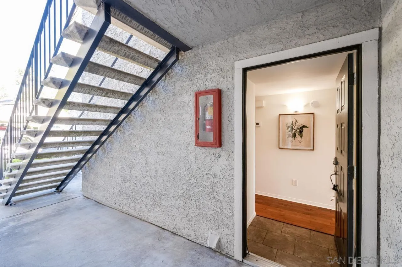 https://cdn.realtyfeed.com/cdn/127/250037664/0360c408db7110fee0b0d5ab752f7dc4.webp